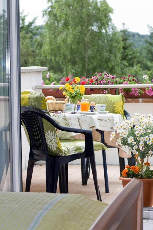 Ferienwohnung Nisius Geisfeld  部屋 写真